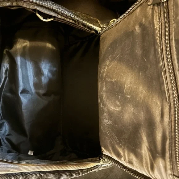 Betabrand backpack- camera backpack! The Storrist with 2 padded inserts - Picture 5 of 11